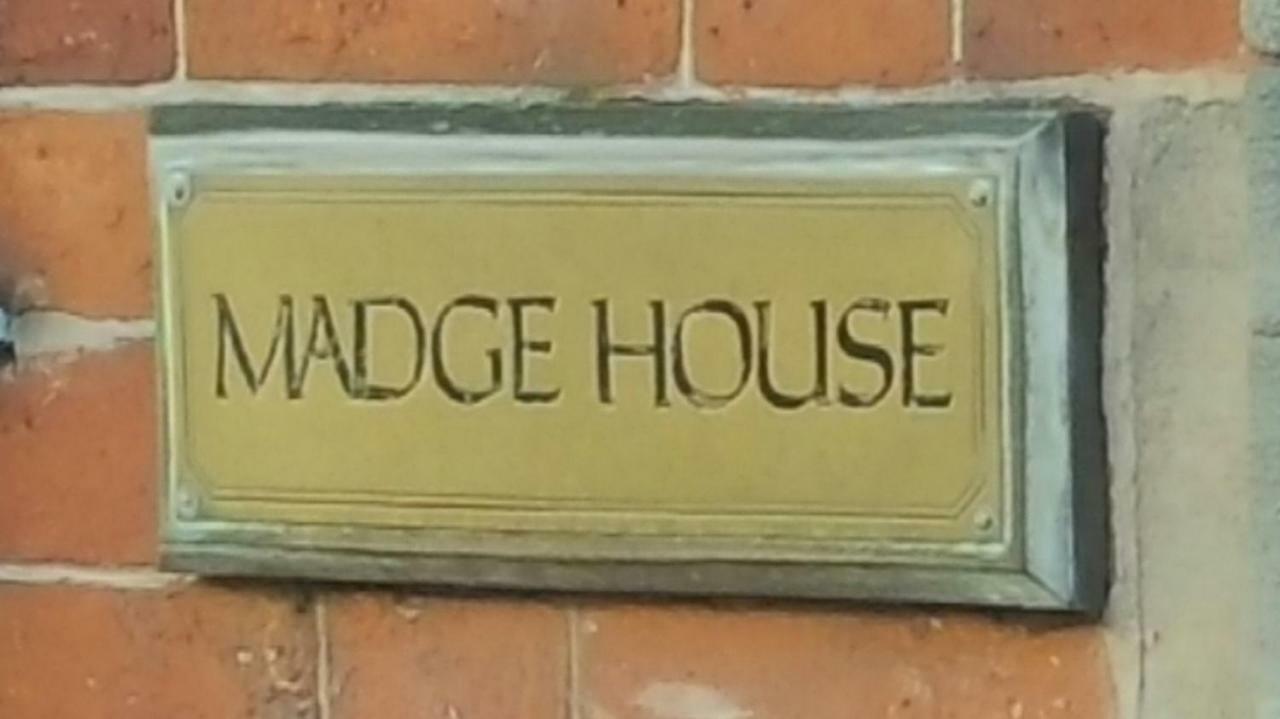 Апартаменти Madge House Ashbourne Ашборн Екстер'єр фото